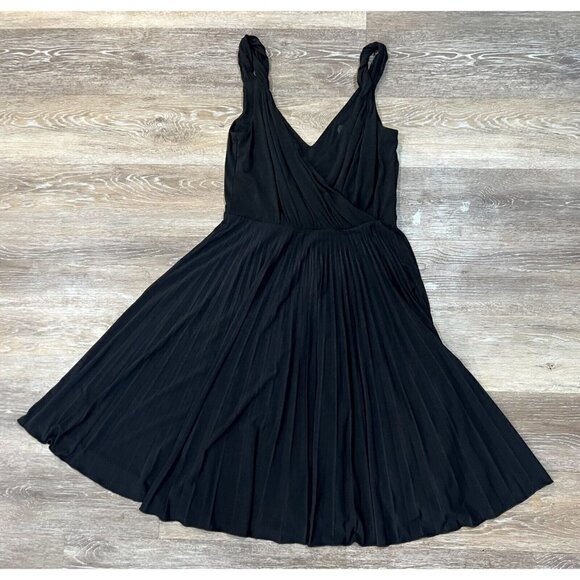 Max and Cleo Sz S Black Accordion Pleated Faux Wrap Fit and Flare V Neck NWT NEW - Picture 1 of 12